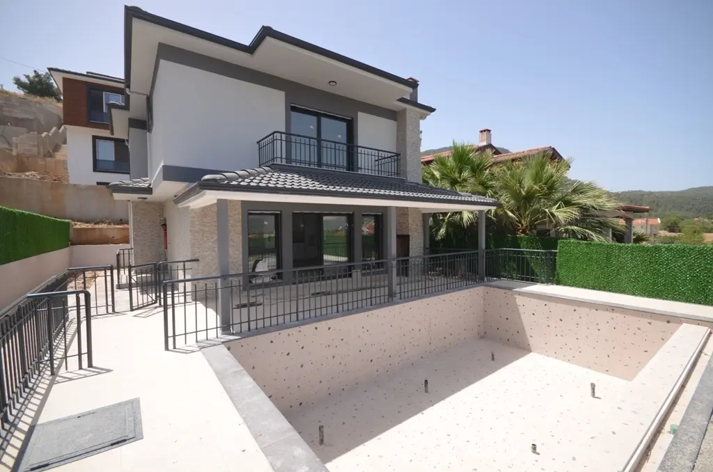 Uzumlu villa